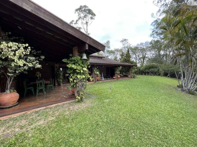 Casa para Venda em Carapicuíba - 2