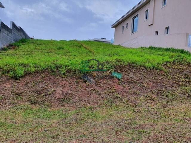 Terreno para Venda em Jandira - 2